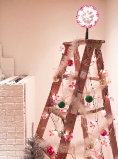 christmas-tree-ladder