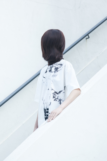 women without faces